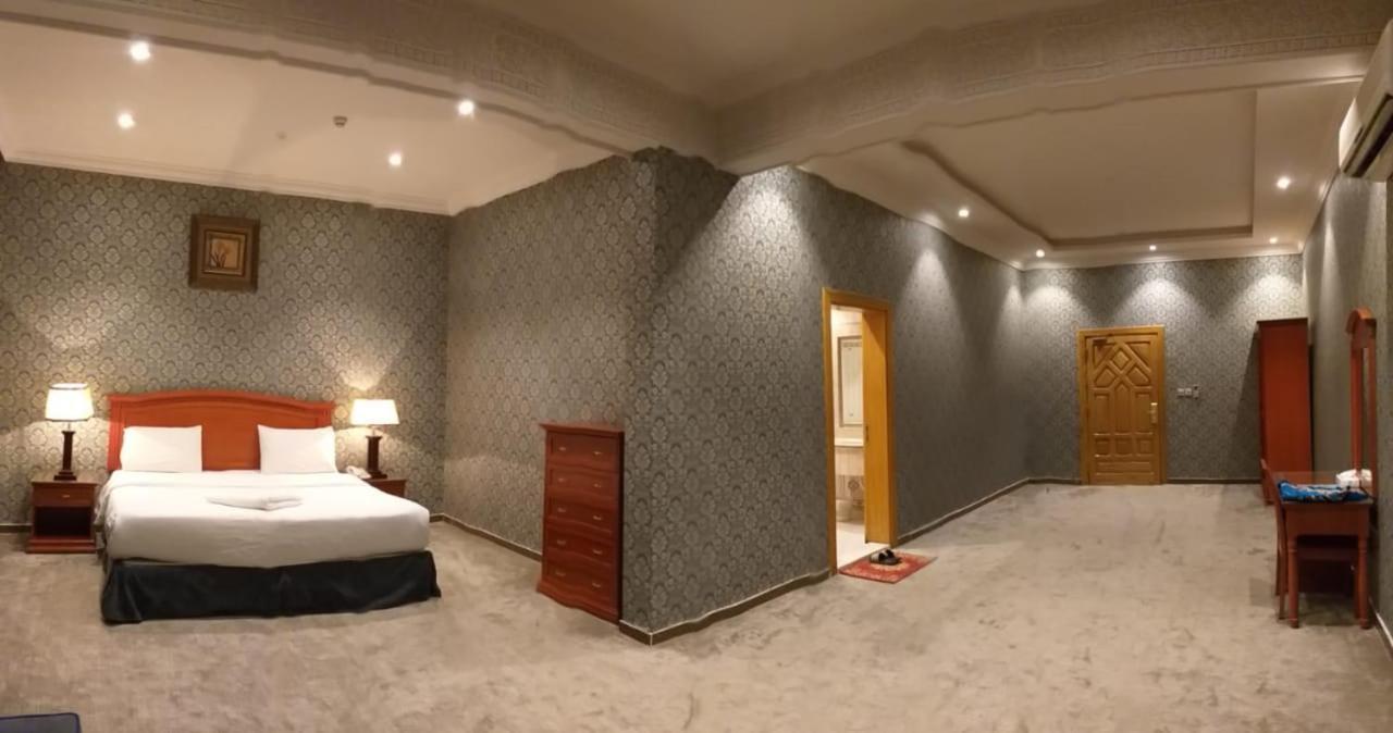 Qasr Al Khalij Hotel Riyad Extérieur photo
