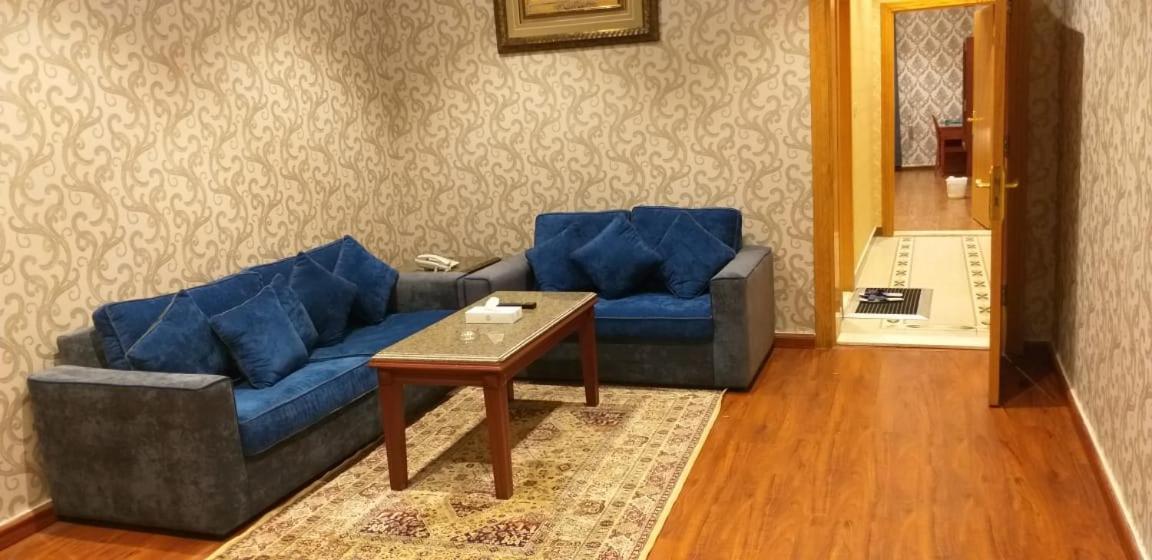 Qasr Al Khalij Hotel Riyad Extérieur photo